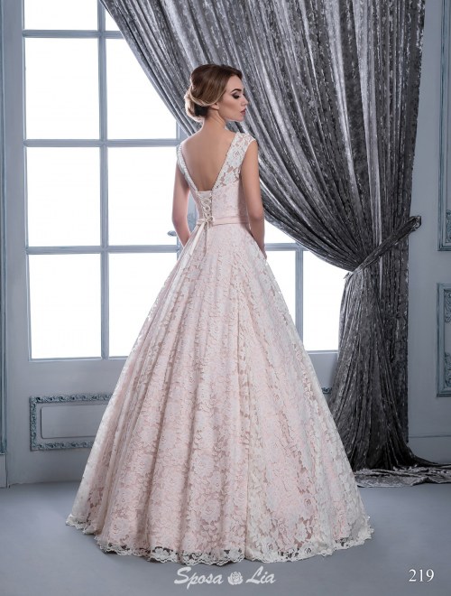 https://www.sposa-lia.com/images/stories/virtuemart/product/219       (3).jpg
